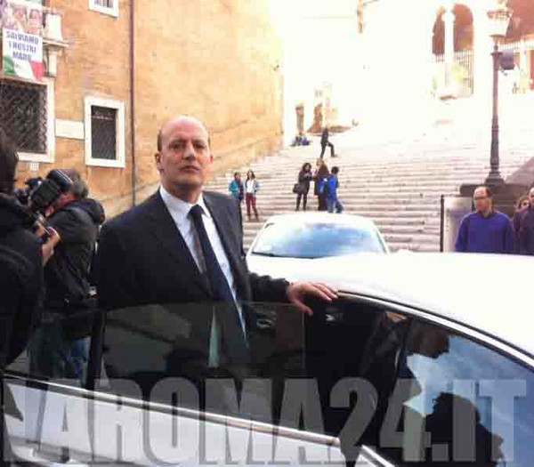 baldissoni_sale_auto_campidoglio