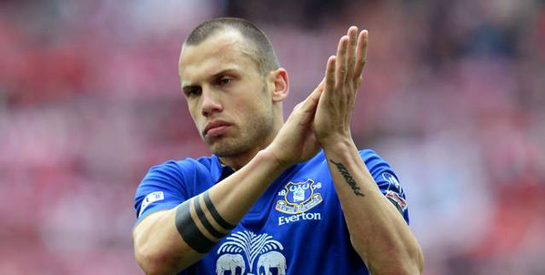 heitinga-everton