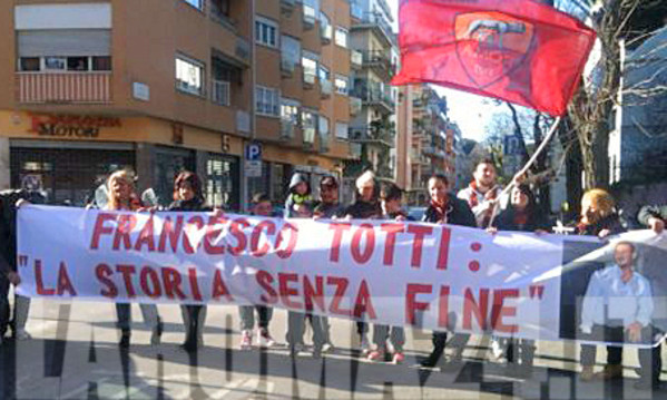 striscione_totti_storia_senza_fine