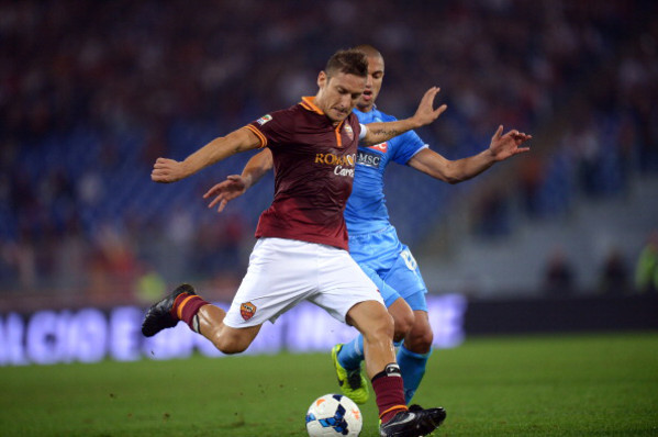 totti_calcia_inler_roma_napoli