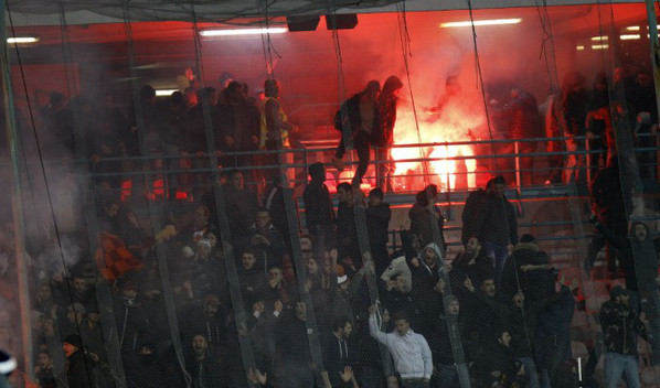 gabbia tifosi san paolo napoli