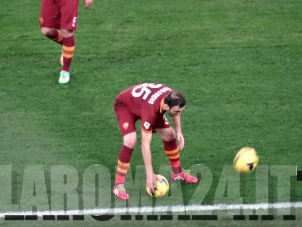 TOROSIDIS_RACCOGLIE_PALLONI_ROMA_SAMP