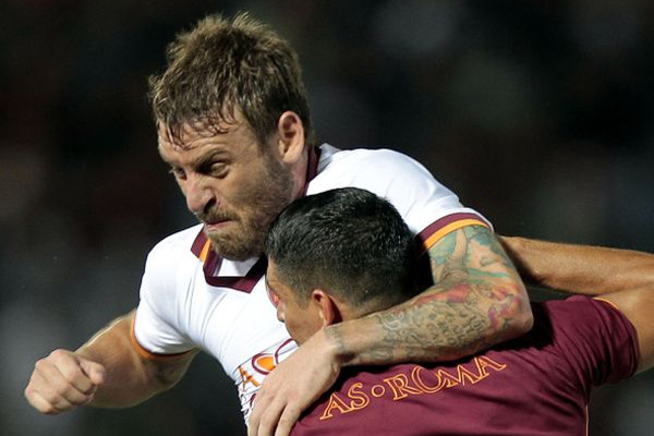 de_rossi_borriello pp esultanza livorno roma