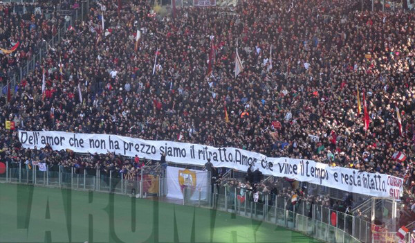 striscione amor che non ha prezzo derby 090214