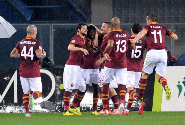 destro gruppo esultanza chievo roma