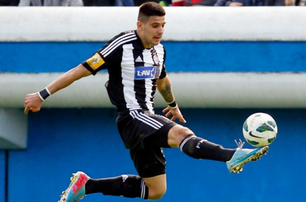 69577-aleksandar_mitrovic_partizan_1365500612_670x0