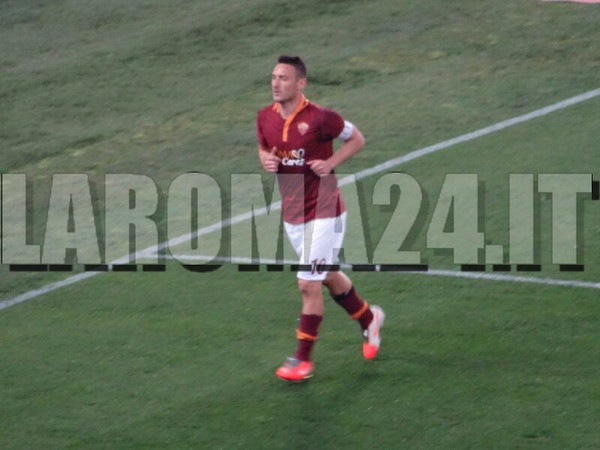 TOTTI_TTT_FIGURA