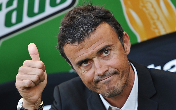 AS Roma's Spanish coach, Luis Enrique, g