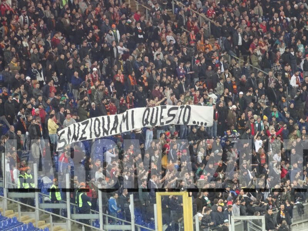 striscione_sanzionami_questo