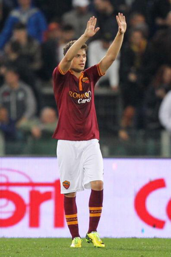 ljajic roma-atalanta mani alzate