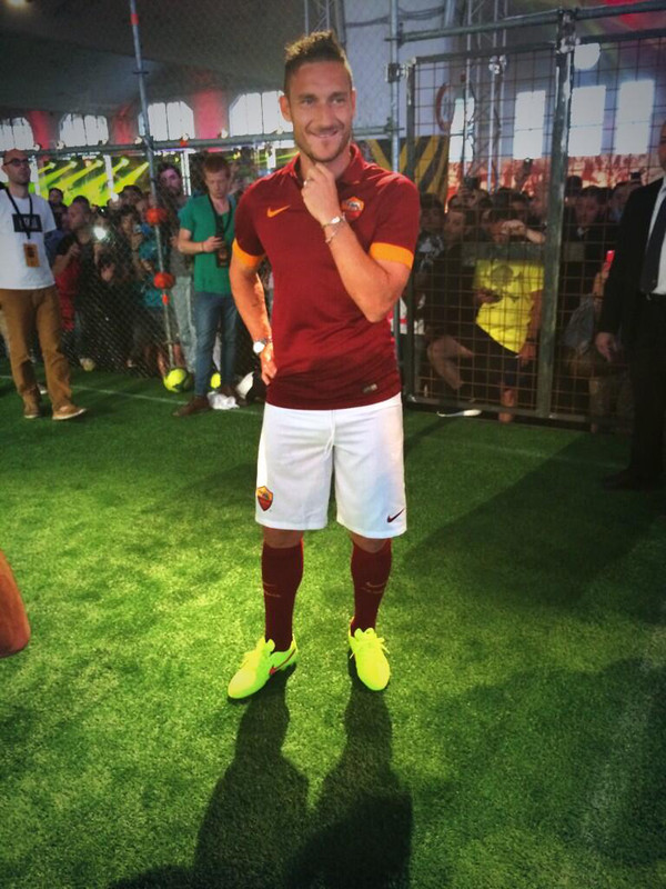 Totti Nike