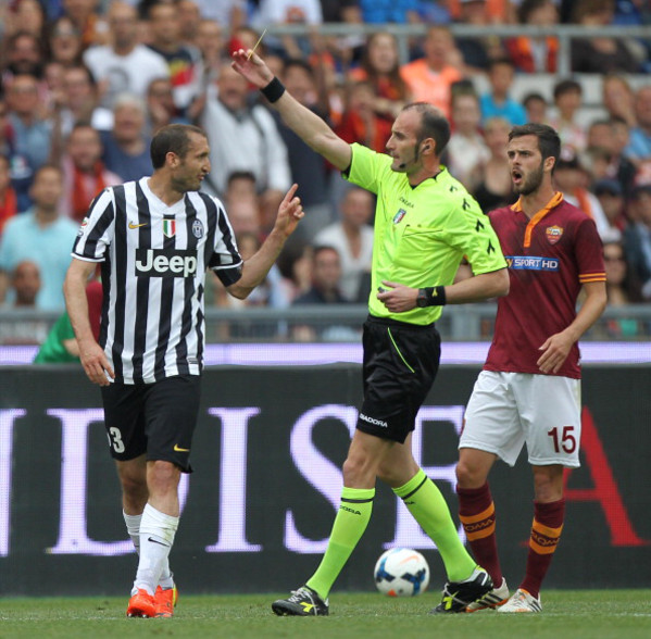 chiellini russo ammonizione pjanic roma-juve