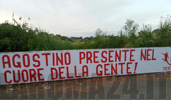 Striscione Agostino