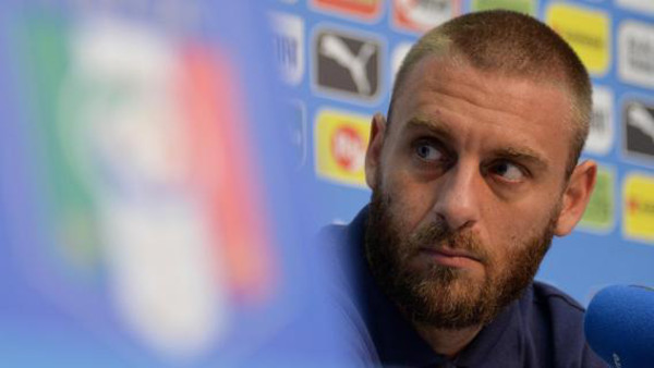 De Rossi Nazionale primo piano