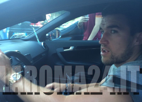 STROOTMAN IN MACCHINA ARRIVO A TRIGORIA LR24