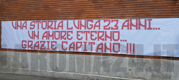 striscione totti via vetuolonia 15.7.14