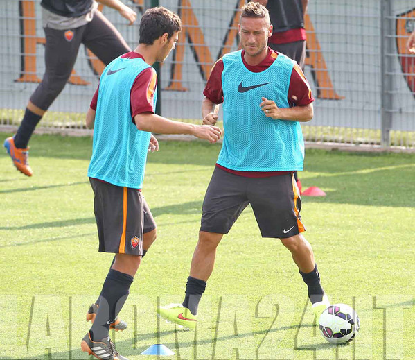 totti destro allenamento 160714 mancini