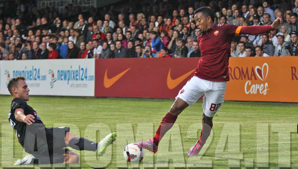 emanuelson dribbling