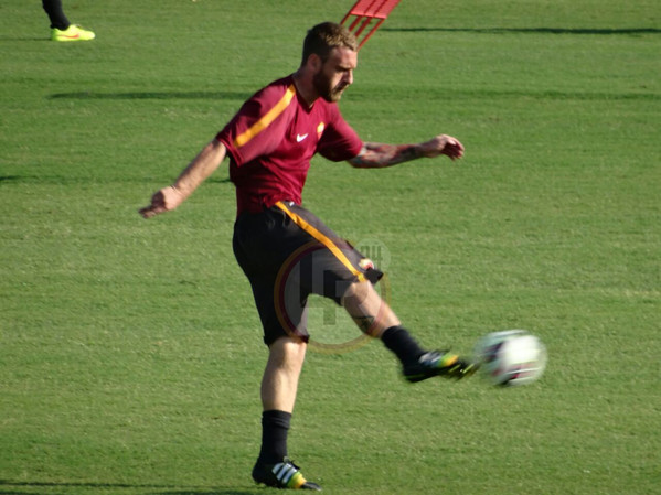 De Rossi Tiro