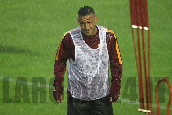 TOTTI RITIRO ROMA 11082014 MANCINI