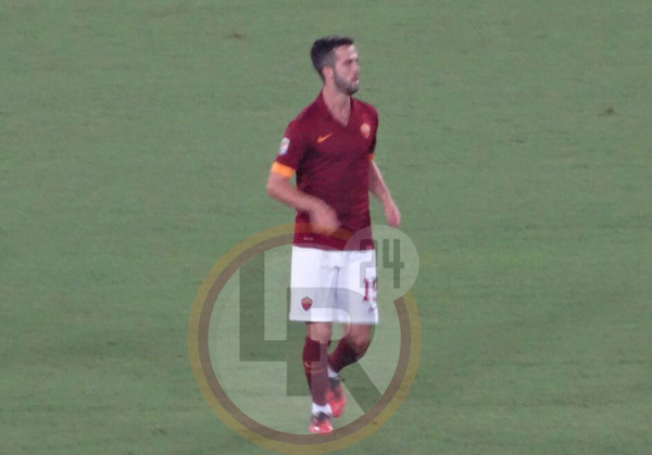 pjanic tutta figura piccola