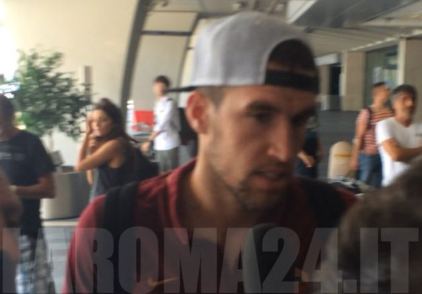 strootman fiumicino mezzo pp