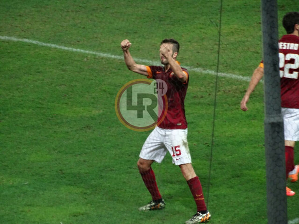 PARMA-ROMA ESULTANZA PJANIC 3