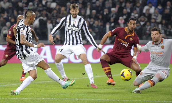 Juventus' Arturu Vidal scores against Roma