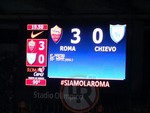 maxischermo roma chievo 3-0