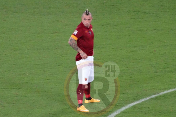 nainggolan tutta figura cresta in mostra