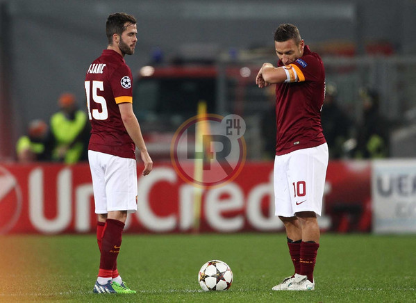 totti pjanic metà campo lr24