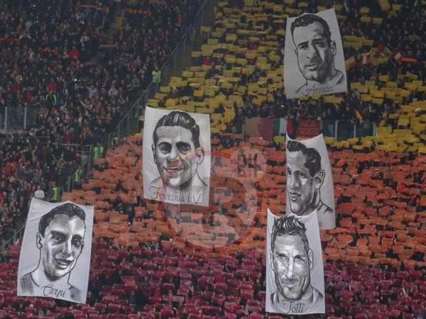 derby coreografia amadei totti ferraris