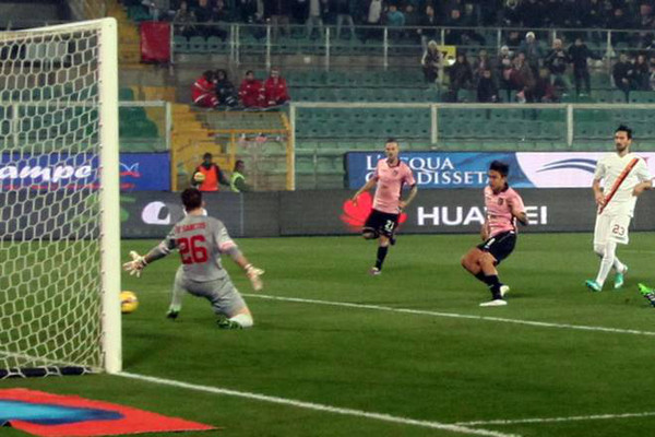 dybala gol de sanctis spalle palermo roma