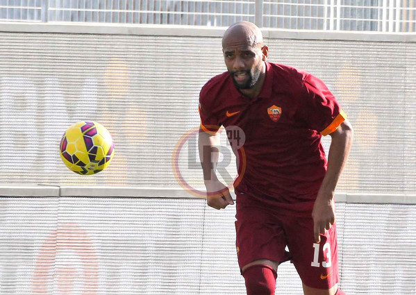 maicon con pallone lr24