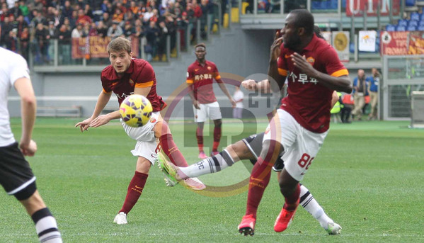 ljajic tiro FOTO GINO Roma Parma 16.02.2015