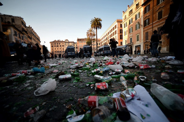 ITALY-FBL-FANS-CLASH-NETHERLAND