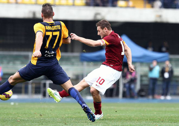 totti tiro verona