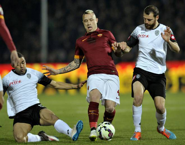 cesena roma nainggolan