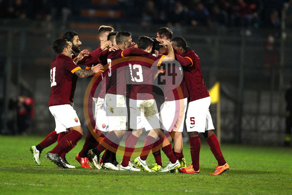 esultanza gruppo roma primavera vs city