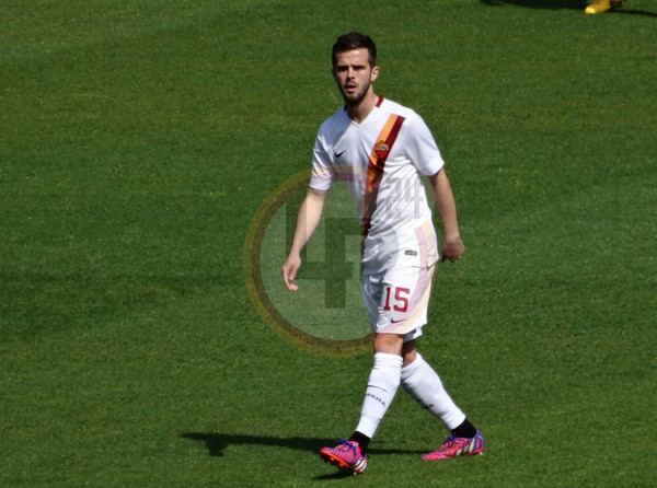 pjanic azione bianco