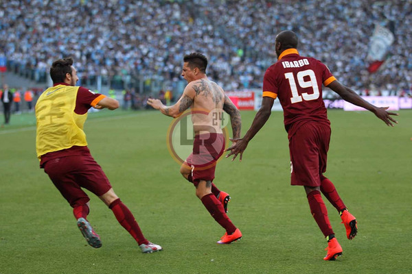 lazio roma iturbe esultanza derby lr24