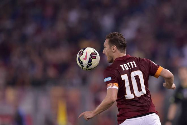 totti spalle