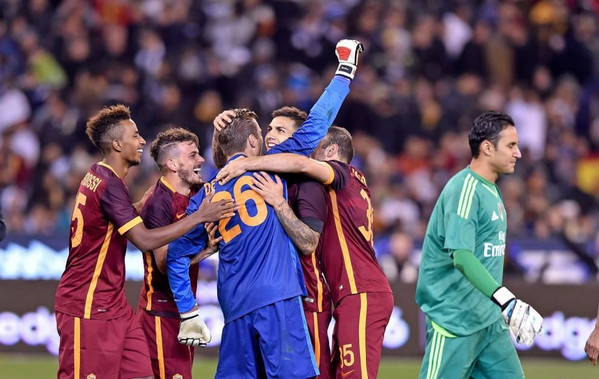 de sanctis esultanza spalle roma real