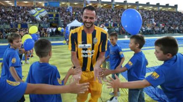 Pazzini Verona