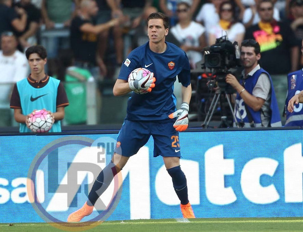 ROMA JUVENTUS SZCZESNY 30082015 MANCINI