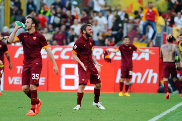 de rossi esultanza derby