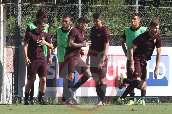 iturbe florenzi scatto trigoria 280915 mancini