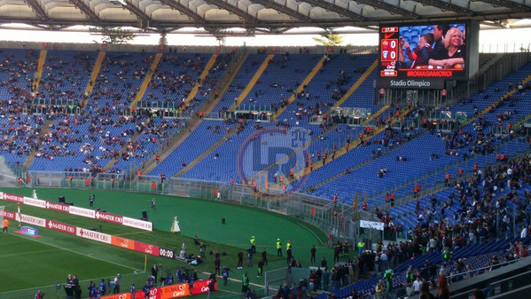 Curva Sud vuota Roma-Empoli 17.10.15