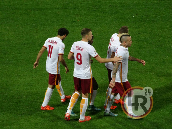 Dzeko Salah squadra esultanza seconda rete Gervinho Fiorentina-Roma 25.10.15