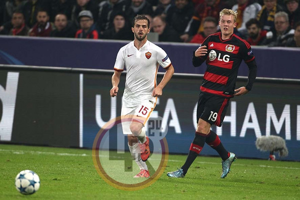 ROMA BAYER LEVERKUSEN PJANIC 201015 MANCINI